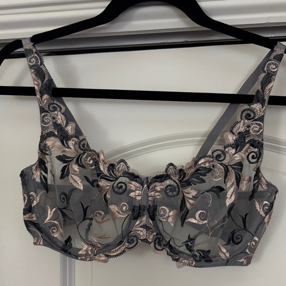 Soma Lace Embroidered Bra - Black and Cream